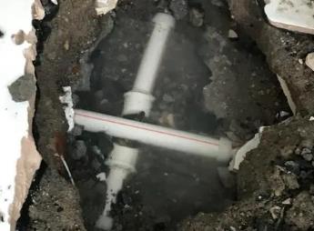 明水阳台漏水维修公司为您分享楼上楼下漏水怎么处理